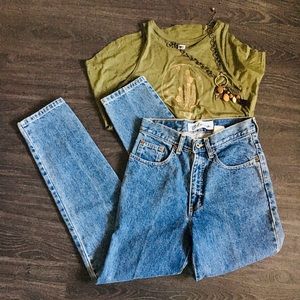 Vintage High Waisted Jeans